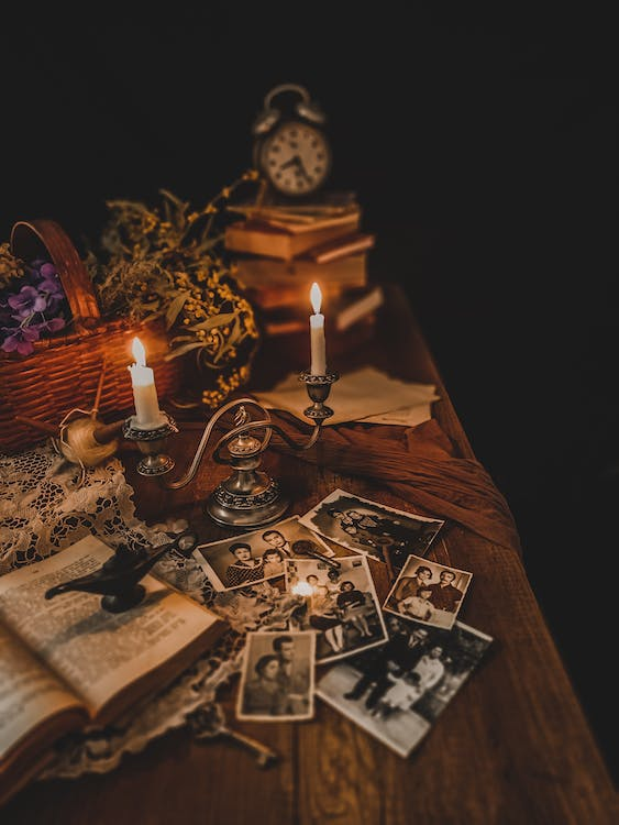 A dairy and old photos 