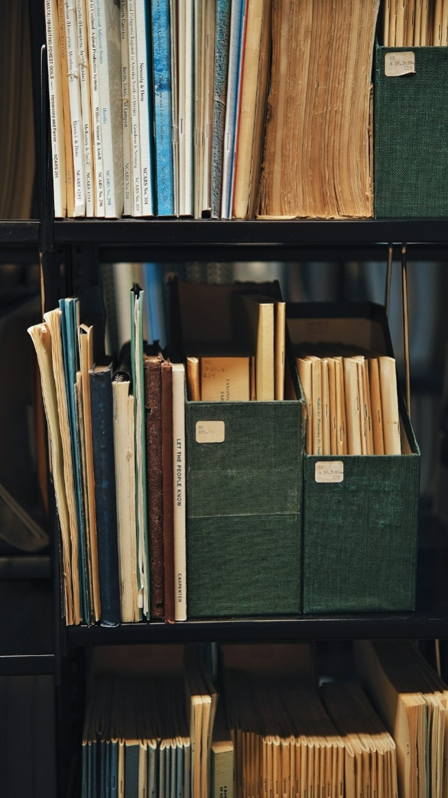 old photographs to help discover ancestral origins