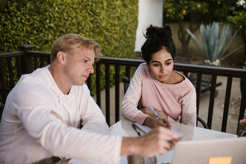 People finding family history through genealogy research to write a genealogy memoir 